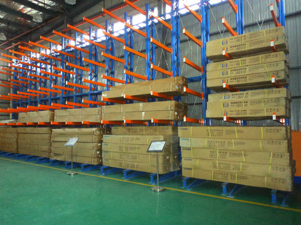 Medium Cantilever Rack